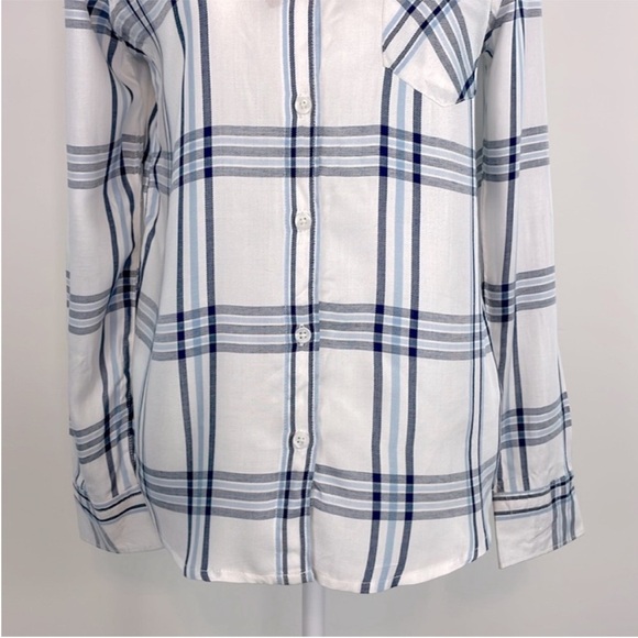 Woolrich Women's White and Blue Plaid Button Up Shirt. Size Small. NWT. - Picture 3 of 13